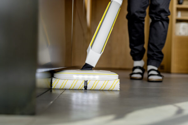 karcher-fc-8-4 Kärcher FC 8 Smart Signature Line põrandapesumasin